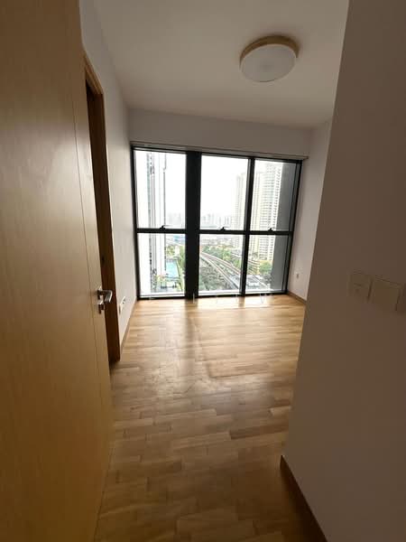 Commonwealth Towers, 230 Commonwealth Avenue, 3 Bedrooms, 904 sqft, Condominium For Rent, by YF Liew, 500134371 - View - PropertyGuru.com.sg