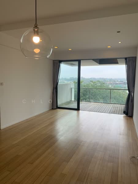 Newton Suites, 60 Newton Road, 3 Bedrooms, 1,238 sqft, Apartment For Sale, by Chloe Chang, 500134375 - Balcony - PropertyGuru.com.sg