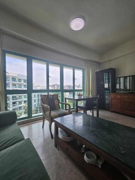 Southaven II, 33 Hindhede Walk, 1 Bedroom, 818 sqft, Condominium For Rent, by Wendeline Goh, 500134378 - Living Room - PropertyGuru.com.sg