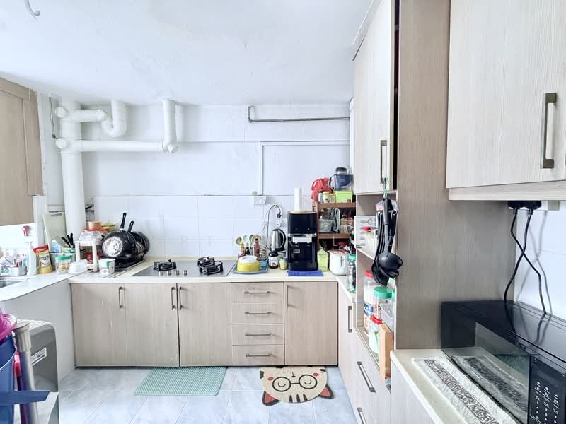 429 Tampines Street 41, 429 Tampines Street 41, 4 Bedrooms, 1,593 sqft, HDB Flat For Sale, by Arthur Loo, 500134381 - Kitchen - PropertyGuru.com.sg