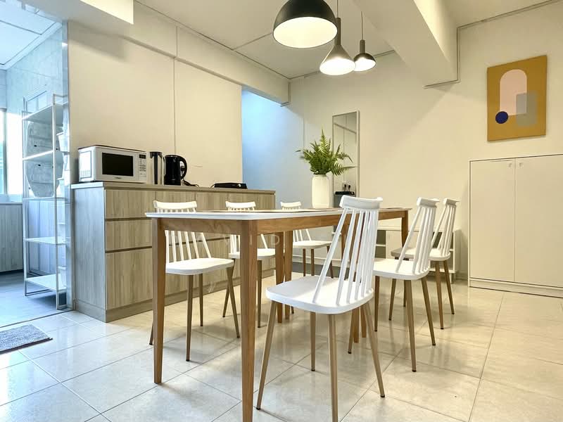 People's Park Complex, 1 Park Road, Room Rental, 200 sqft, Apartment For Rent, by David Sim, 500134396 - Dining Room - PropertyGuru.com.sg