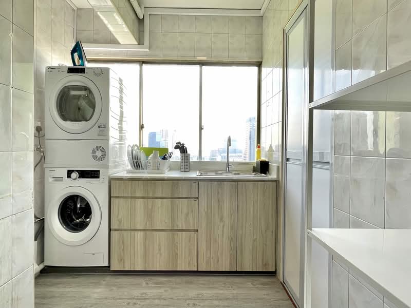 People's Park Complex, 1 Park Road, Room Rental, 200 sqft, Apartment For Rent, by David Sim, 500134396 - Kitchen - PropertyGuru.com.sg