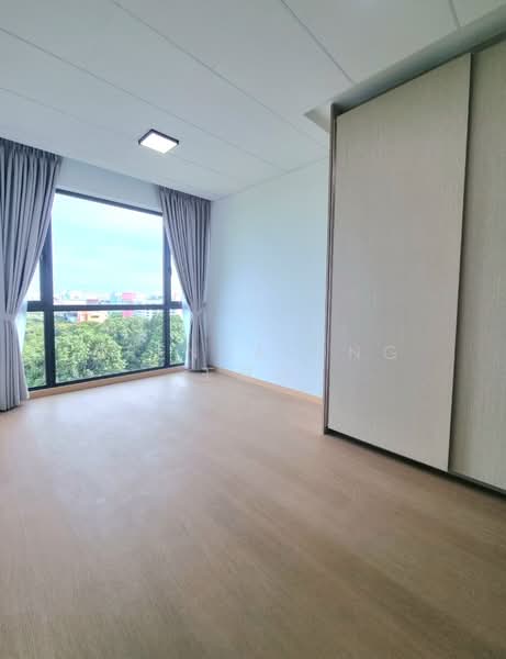 Treasure at Tampines, 41 Tampines Lane, 3 Bedrooms, 1,033 sqft, Condominium For Sale, by Brenda Ong 王淑玲, 500134412 - Master bedroom - PropertyGuru.com.sg