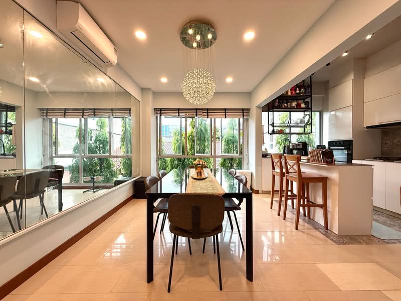 Springhill, Sembawang Walk Sembawang Road, 4 Bedrooms, 2,766 sqft, Cluster House For Sale, by Chua Ban Tee, 500134420 - Dining Room - PropertyGuru.com.sg