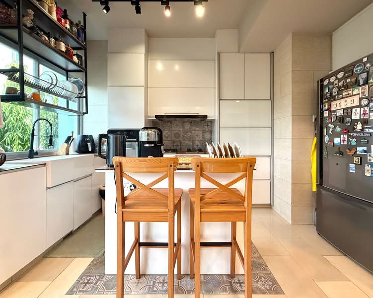 Springhill, Sembawang Walk Sembawang Road, 4 Bedrooms, 2,766 sqft, Cluster House For Sale, by Chua Ban Tee, 500134420 - Kitchen - PropertyGuru.com.sg