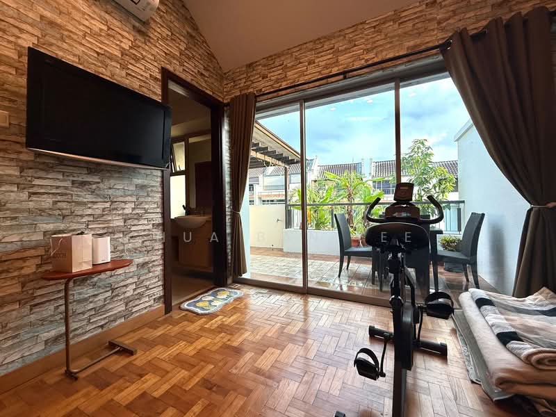 Springhill, Sembawang Walk Sembawang Road, 4 Bedrooms, 2,766 sqft, Cluster House For Sale, by Chua Ban Tee, 500134420 - Gym - PropertyGuru.com.sg