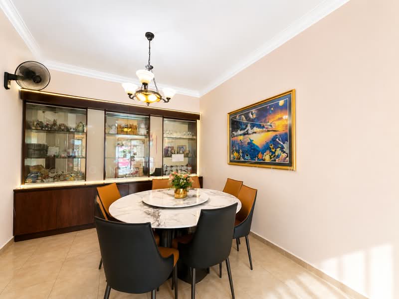 🔥 Prestigious Freehold Living in Sunrise Villa! 🔥, Sunrise Villa / Yio Chu Kang / Ang Mo Kio, 4 Bedrooms, 1,905 sqft, Terraced House For Sale, by Ong Beng Yew, 500134426 - Dining Room - PropertyGuru.com.sg
