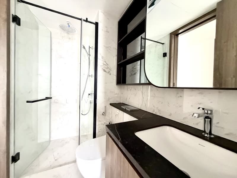 Sceneca Residence, Tanah Merah Kechil Link, 3 Bedrooms, 1,163 sqft, Condominium For Rent, by Clive Cheong, 500134433 - Bathroom - PropertyGuru.com.sg