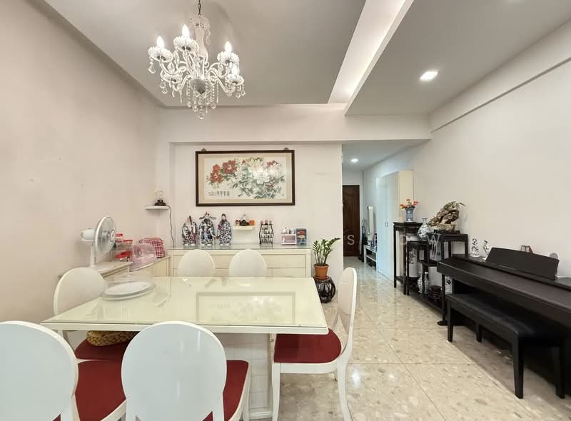 Eastwood Green, 10 Eastwood Road, 3 Bedrooms, 1,173 sqft, Condominium For Rent, by Georgina Seow, 500134443 - Dining Room - PropertyGuru.com.sg