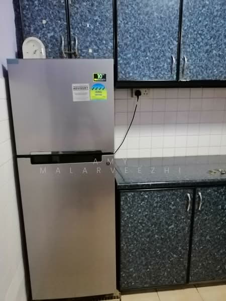 446A Bukit Batok West Avenue 8, 446A Bukit Batok West Avenue 8, 1 Bedroom, 400 sqft, HDB Flat For Rent, by Amy Malarveezhi, 500134445 - Kitchen - PropertyGuru.com.sg