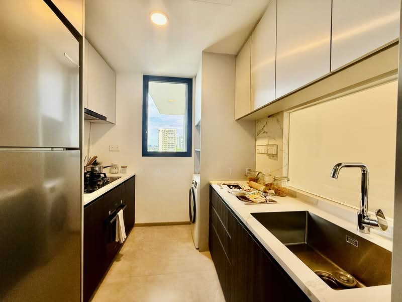 Sky Eden @ Bedok, 1 Bedok Central, 3 Bedrooms, 893 sqft, Condominium For Sale, by Tracy Teo, 500134448 - Kitchen - PropertyGuru.com.sg