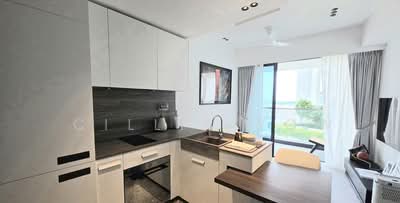 For Rent - One Pearl Bank