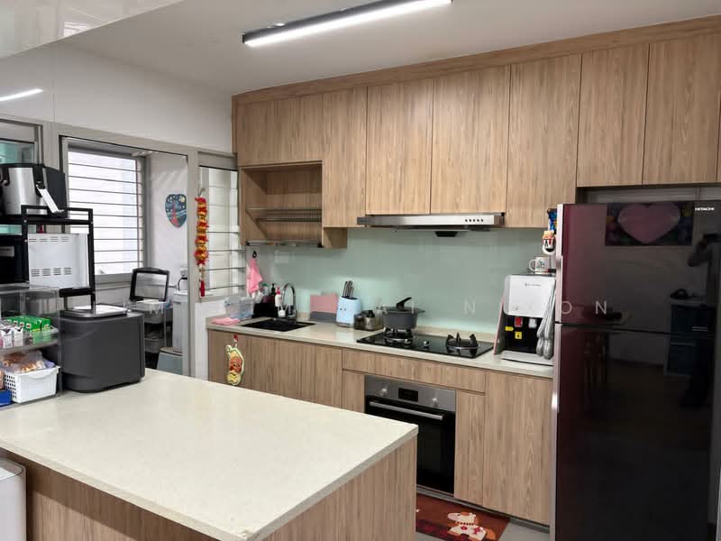 323C Sumang Walk, 323C Sumang Walk, 3 Bedrooms, 1,001 sqft, HDB Flat For Sale, by Lim Gim Hai Nixon, 500134470 - Kitchen - PropertyGuru.com.sg