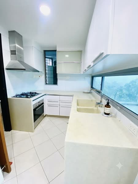 One Fort, 1 Fort Road, 3 Bedrooms, 1,227 sqft, Condominium For Sale, by Valerie Lim, 500134475 - Kitchen - PropertyGuru.com.sg