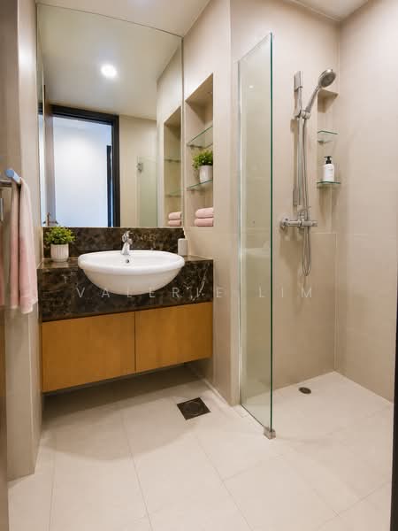 One Fort, 1 Fort Road, 3 Bedrooms, 1,227 sqft, Condominium For Sale, by Valerie Lim, 500134475 - Bathroom - PropertyGuru.com.sg