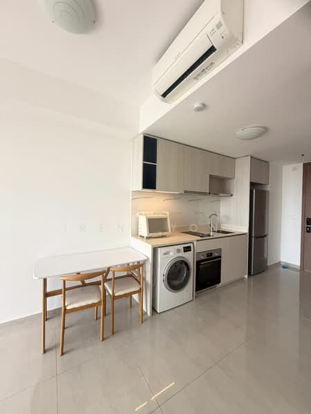 Whistler Grand, 107 West Coast Vale, 2 Bedrooms, 614 sqft, Condominium For Rent, by Irene Yong, 500134481 - Kitchen - PropertyGuru.com.sg