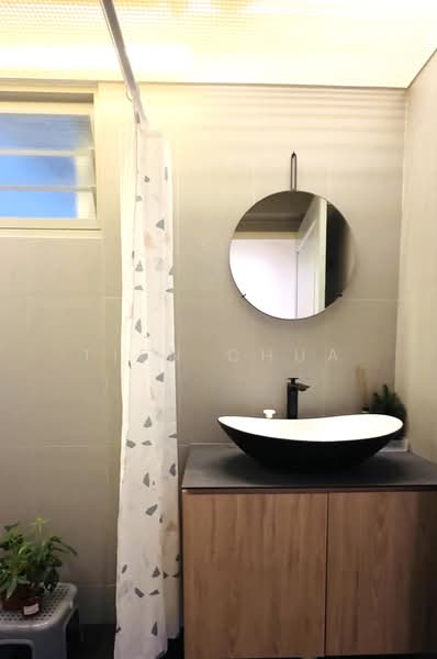 494H Tampines Street 45, 494H Tampines Street 45, 3 Bedrooms, 1,216 sqft, HDB Flat For Sale, by Tien Chua, 500134482 - Bathroom - PropertyGuru.com.sg