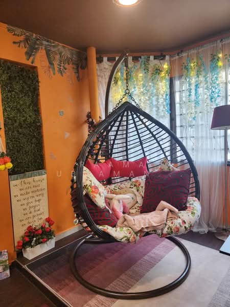 472 Sembawang Drive, 472 Sembawang Drive, 3 Bedrooms, 1,399 sqft, HDB Flat For Sale, by Raama Subramaniyan, 500134501 - Living Room - PropertyGuru.com.sg