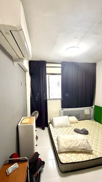 347 Woodlands Avenue 3, 347 Woodlands Avenue 3, 3 Bedrooms, 904 sqft, HDB Flat For Rent, by Steven Choo, 500134508 - Bedroom - PropertyGuru.com.sg