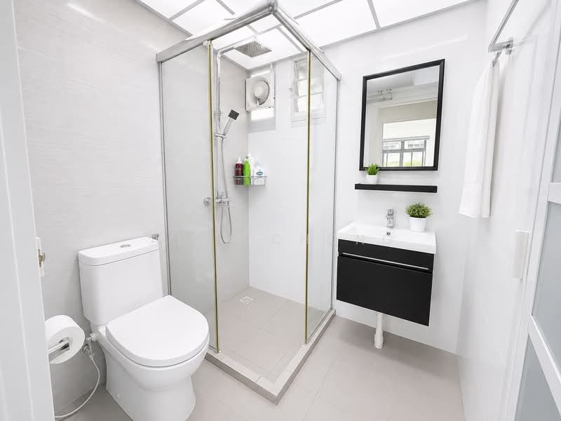 621A Tampines Street 61, 621A Tampines Street 61, 3 Bedrooms, 1,001 sqft, HDB Flat For Sale, by Alex Chong, 500134510 - Bathroom - PropertyGuru.com.sg