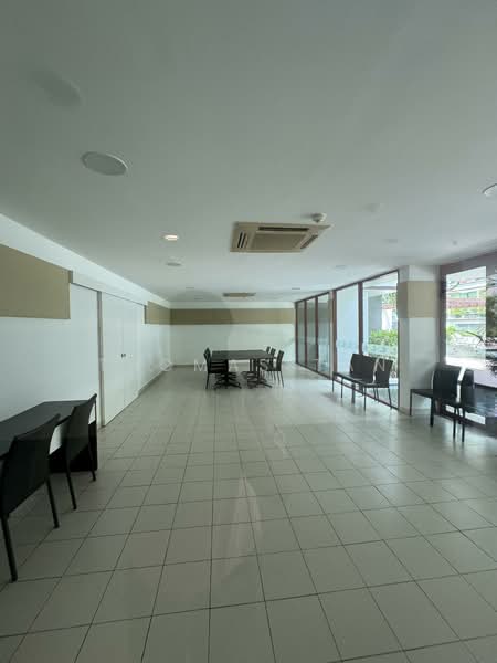 Park Natura, 37 Bukit Batok East Avenue 6, 2 Bedrooms, 1,012 sqft, Condominium For Rent, by Thomas Tan, 500134518 - Interior - PropertyGuru.com.sg