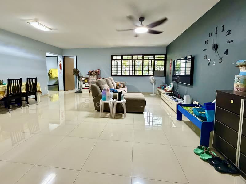 273A Jurong West Avenue 3, 273A Jurong West Avenue 3, 3 Bedrooms, 1,195 sqft, HDB Flat For Sale, by Bjorn Lim, 500134520 - Living Room - PropertyGuru.com.sg