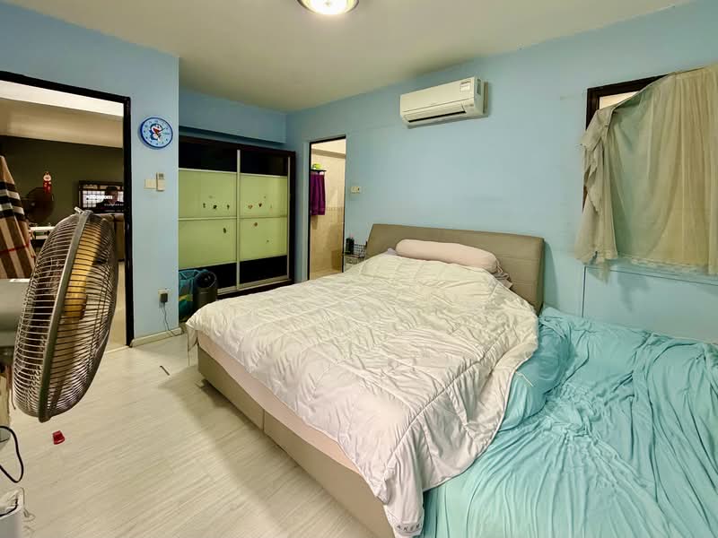 273A Jurong West Avenue 3, 273A Jurong West Avenue 3, 3 Bedrooms, 1,195 sqft, HDB Flat For Sale, by Bjorn Lim, 500134520 - Master Bedroom - PropertyGuru.com.sg
