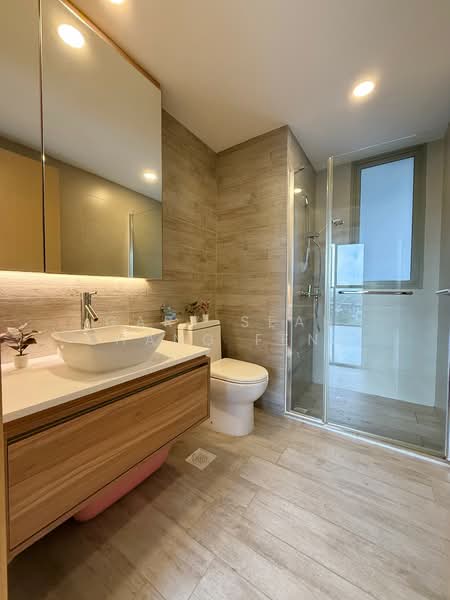 Sea Horizon, 3 Pasir Ris Rise, 4 Bedrooms, 1,324 sqft, Executive Condominium For Sale, by Gary Seah Zhang Feng, 500134521 - Bathroom - PropertyGuru.com.sg