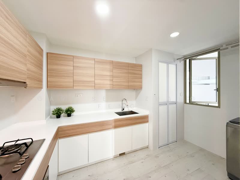 Sea Horizon, 3 Pasir Ris Rise, 4 Bedrooms, 1,324 sqft, Executive Condominium For Sale, by Gary Seah Zhang Feng, 500134521 - Kitchen - PropertyGuru.com.sg