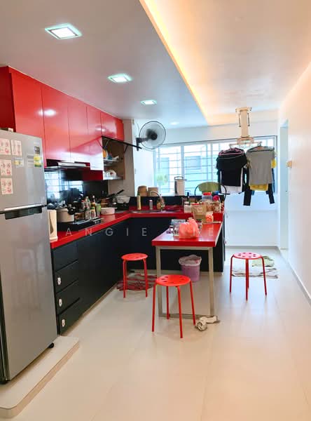 144 Yishun Street 11, 144 Yishun Street 11, 2 Bedrooms, 883 sqft, HDB Flat For Rent, by Angie Liew, 500134537 - Kitchen - PropertyGuru.com.sg
