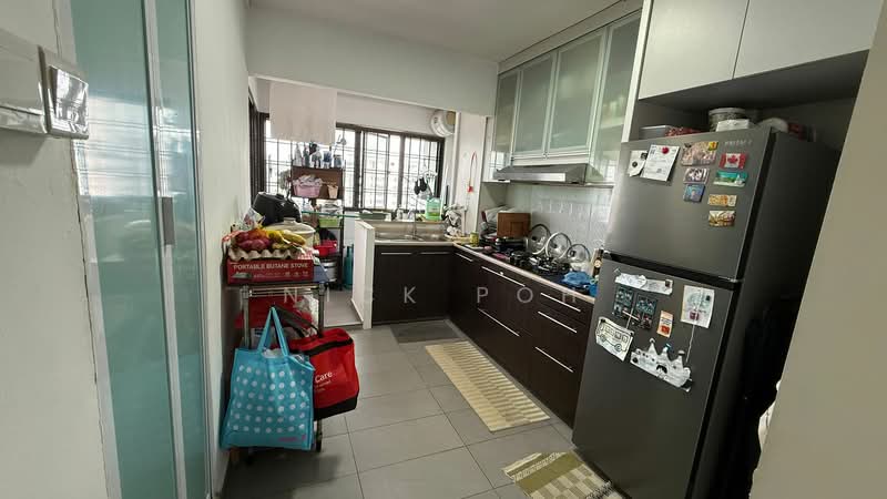 231 Compassvale Walk, 231 Compassvale Walk, 3 Bedrooms, 1,086 sqft, HDB Flat For Sale, by Nick Poh, 500134549 - Kitchen - PropertyGuru.com.sg