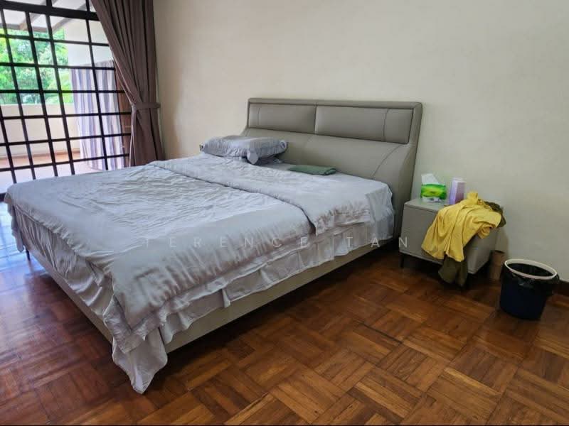🌟CHARMING LANDED 🌟 REGULAR PLOT 🌟 1 KM TO HENRY PARK PRI! 🌟, HOLLAND / BUKIT TIMAH, 4 Bedrooms, 4,000 sqft, Semi-Detached House For Sale, by Terence Tan, 500134567 - Bedroom - PropertyGuru.com.sg