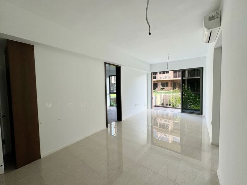 The Watergardens at Canberra, 37 Canberra Drive, 4 Bedrooms, 1,302 sqft, Condominium For Sale, by Michelle Hiang, 500134572 - Living Room - PropertyGuru.com.sg