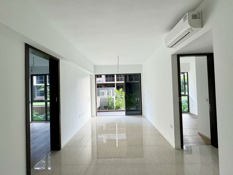 The Watergardens at Canberra, 37 Canberra Drive, 4 Bedrooms, 1,302 sqft, Condominium For Sale, by Michelle Hiang, 500134572 - Living Room - PropertyGuru.com.sg