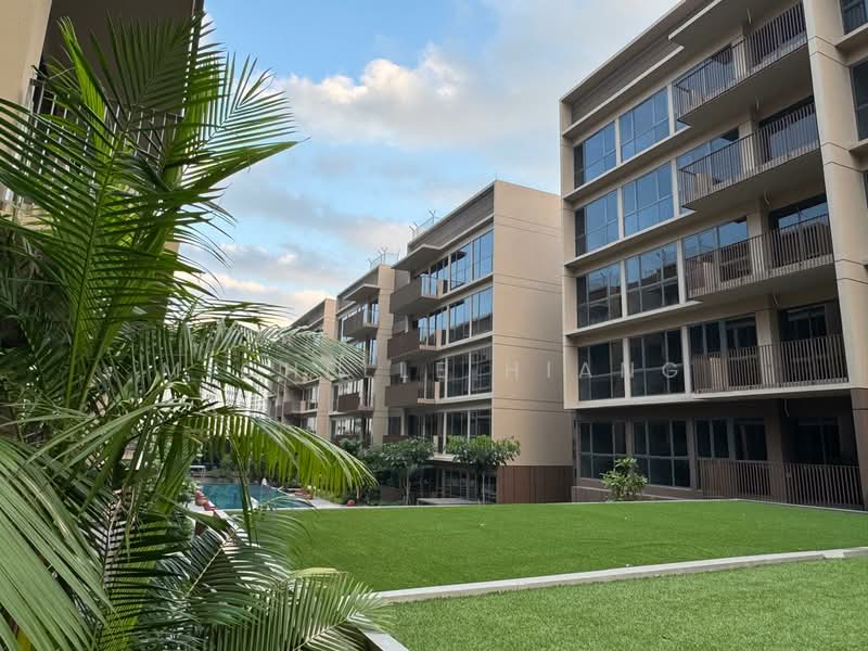The Watergardens at Canberra, 37 Canberra Drive, 4 Bedrooms, 1,302 sqft, Condominium For Sale, by Michelle Hiang, 500134572 - Exterior - PropertyGuru.com.sg