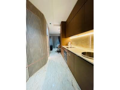 For Sale - Queens Peak