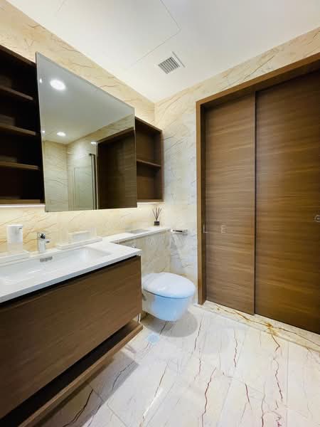 Queens Peak, 1 Dundee Road, 1 Bedroom, 495 sqft, Condominium For Sale, by Michelle Hiang, 500134579 - Bathroom - PropertyGuru.com.sg