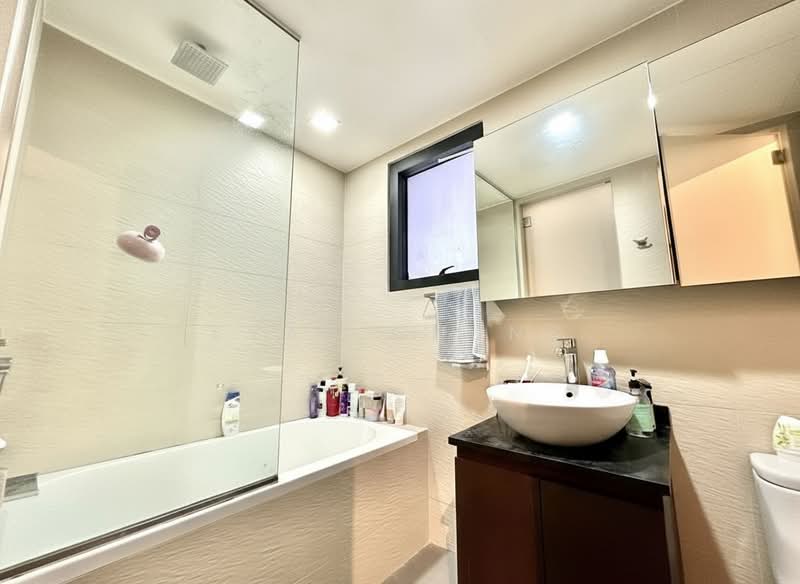 River Place, 60 Havelock Road, 1 Bedroom, 797 sqft, Condominium For Sale, by Evan Chung, 500134582 - Bathroom - PropertyGuru.com.sg
