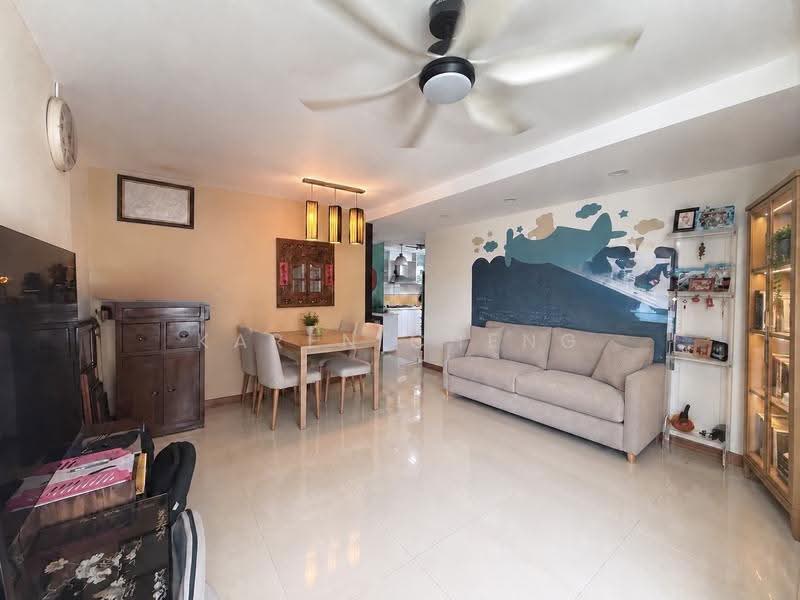 629 Senja Road, 629 Senja Road, Dairy Farm / Bukit Panjang / Choa Chu Kang, 3 Bedrooms, 1,001 sqft, HDB Flat For Sale, by Karen Cheng, 500134587 - Living Room - PropertyGuru.com.sg