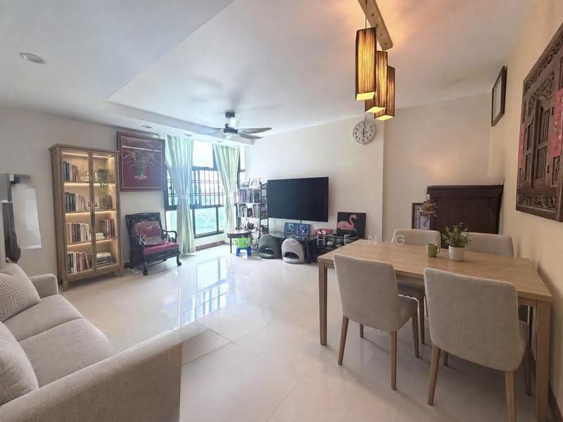 629 Senja Road, 629 Senja Road, Dairy Farm / Bukit Panjang / Choa Chu Kang, 3 Bedrooms, 1,001 sqft, HDB Flat For Sale, by Karen Cheng, 500134587 - Living Room - PropertyGuru.com.sg