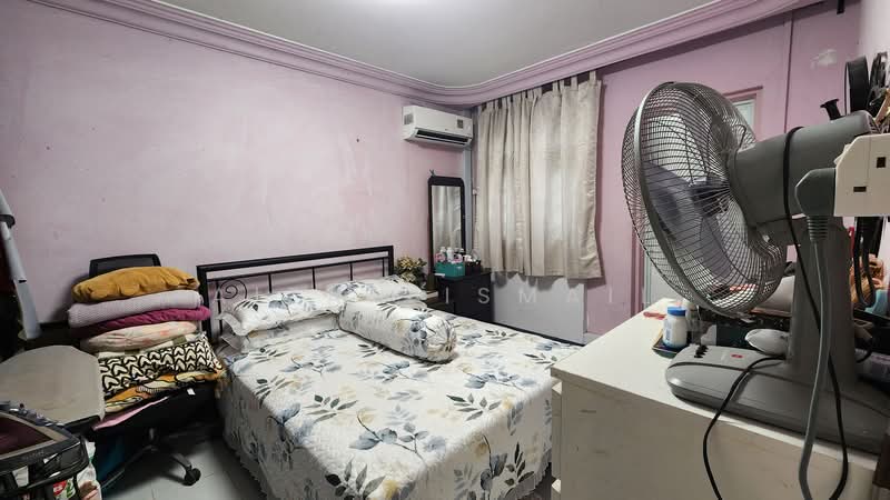 317 Woodlands Street 31, 317 Woodlands Street 31, 2 Bedrooms, 786 sqft, HDB Flat For Sale, by Aizah Ismail, 500134597 - Bedroom - PropertyGuru.com.sg