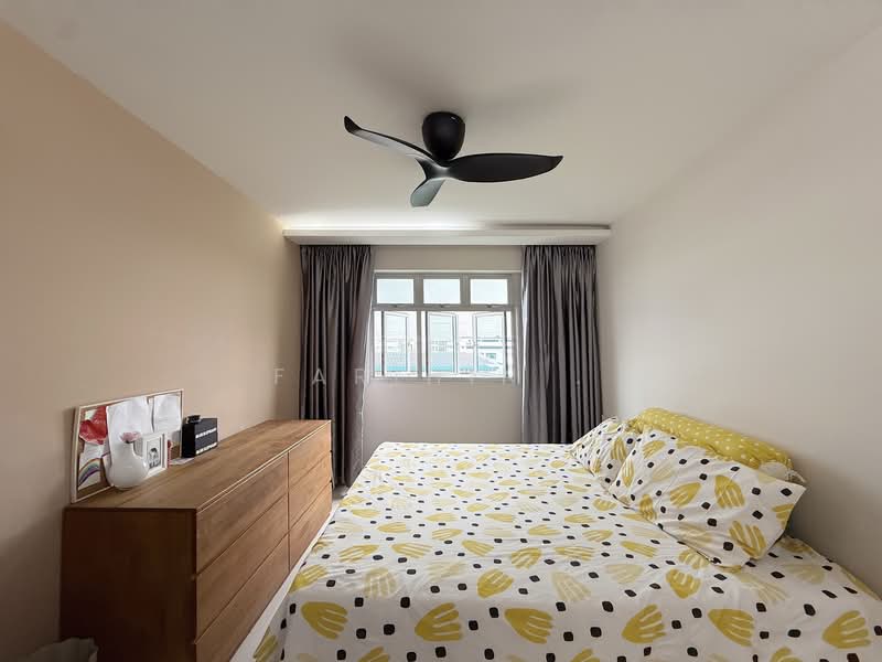 128C Canberra Street, 128C Canberra Street, 3 Bedrooms, 1,216 sqft, HDB Flat For Sale, by Farihin ., 500134607 - Master Bedroom - PropertyGuru.com.sg