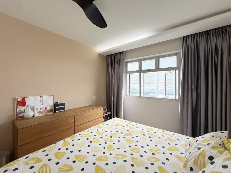 128C Canberra Street, 128C Canberra Street, 3 Bedrooms, 1,216 sqft, HDB Flat For Sale, by Farihin ., 500134607 - Master Bedroom - PropertyGuru.com.sg
