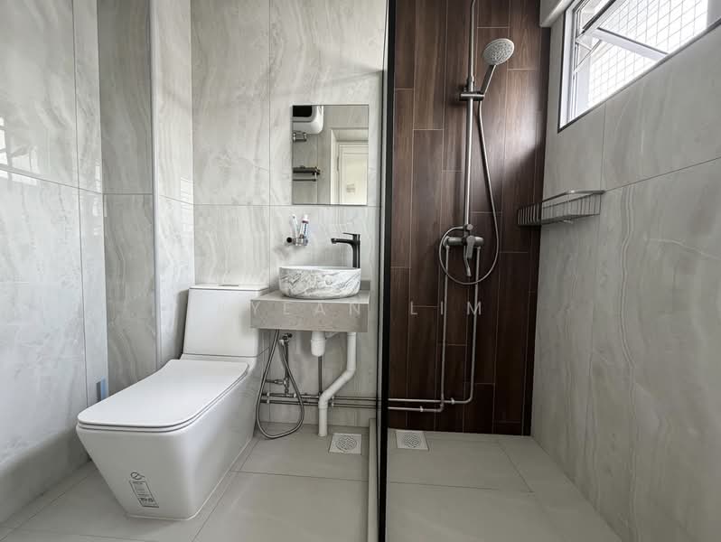 633 Pasir Ris Drive 3, 633 Pasir Ris Drive 3, 3 Bedrooms, 1,302 sqft, HDB Flat For Sale, by Kyean Lim, 500134620 - Bathroom - PropertyGuru.com.sg