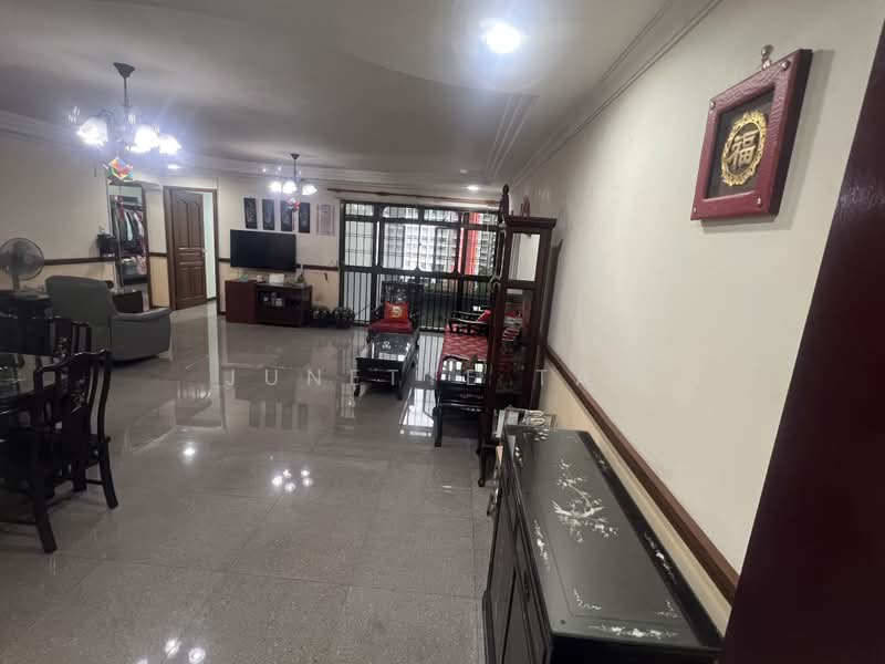 200D Sengkang East Road, 200D Sengkang East Road, 3 Bedrooms, 1,186 sqft, HDB Flat For Sale, by Junette Tan, 500134621 - Living Room - PropertyGuru.com.sg
