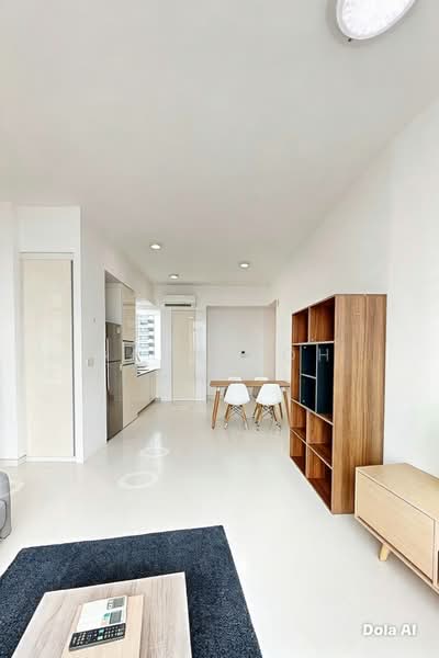 76 Shenton, 76 Shenton Way, 1 Bedroom, 592 sqft, Apartment For Sale, by Gary Koh, 500134642 - Living Room - PropertyGuru.com.sg