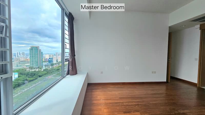 Vista Residences, 26 Jalan Datoh, 4 Bedrooms, 1,410 sqft, Condominium For Sale, by Roy Low, 500134661 - Master Bedroom - PropertyGuru.com.sg