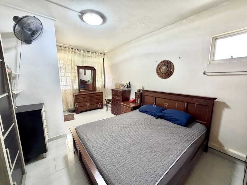 352 Ubi Avenue 1, 352 Ubi Avenue 1, 4 Bedrooms, 1,367 sqft, HDB Flat For Sale, by Hidayat Shariff, 500134668 - Bedroom - PropertyGuru.com.sg