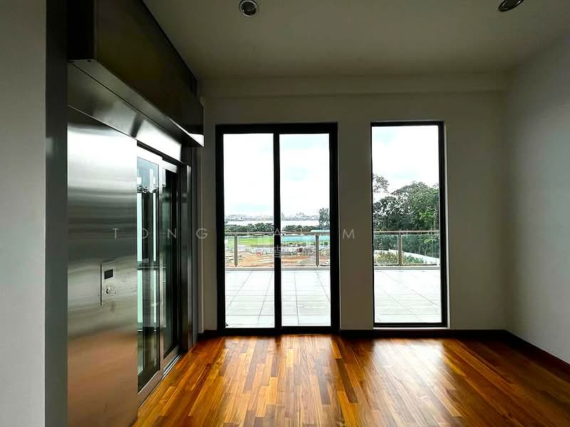 WOW !!! RESORT LIVING !! PUNGGOL SEA FRONT, 999 Yrs Modern Bungalow, Pool & Lift ☎️9654.3774 TONG, Sea Front Modern Lifestyle Bungalow, Pool & Lift, 5 Bedrooms, 5,000 sqft, Bungalow House For Sale, by Tong Kai Meng 唐皆明, 500134673 - Interior - PropertyGuru.com.sg