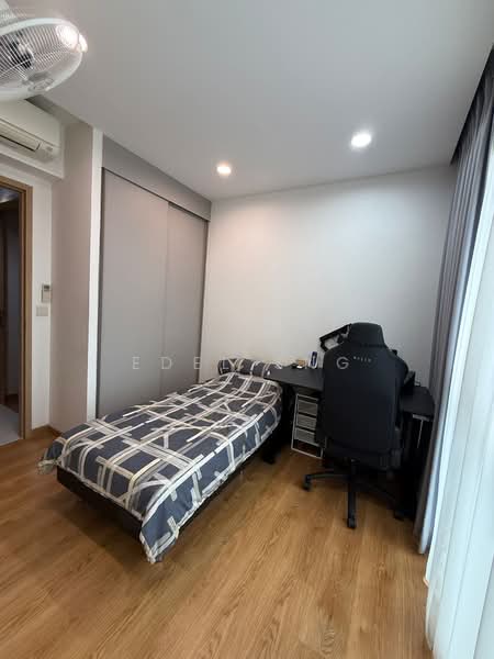 Hundred Palms Residences, 262 Yio Chu Kang Road, 5 Bedrooms, 1,528 sqft, Executive Condominium For Sale, by Edel Sng, 500134677 - Bedroom - PropertyGuru.com.sg
